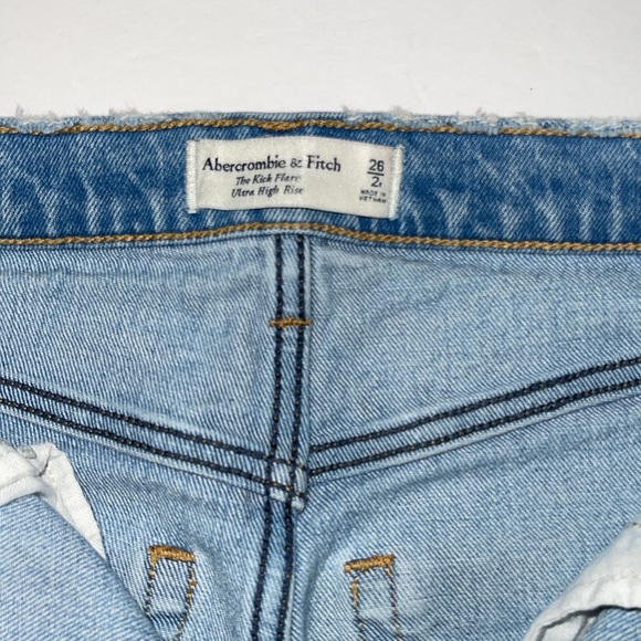 Abercrombie & Fitch Ultra High Rise Kick Flare Distressed Denim Jeans Pant Sz 26 - Picture 17 of 17